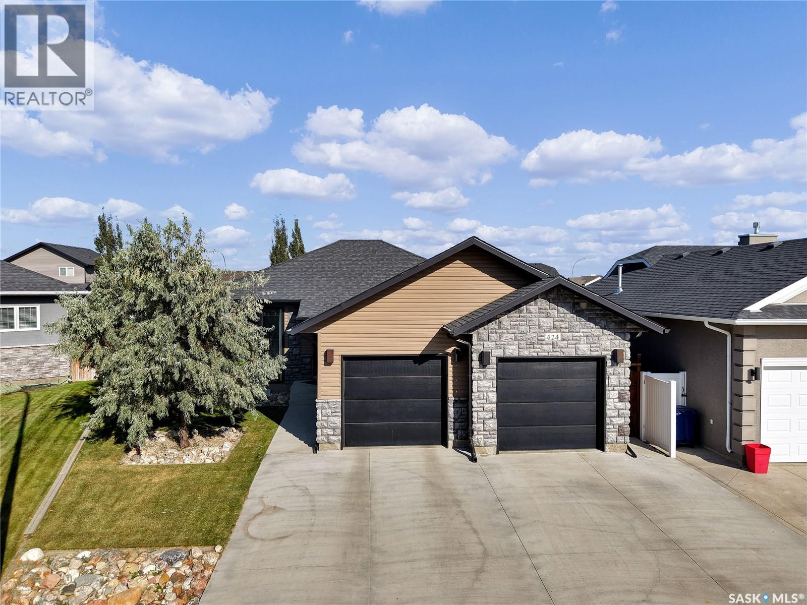 424 Lyle CRESCENT, Warman, Saskatchewan