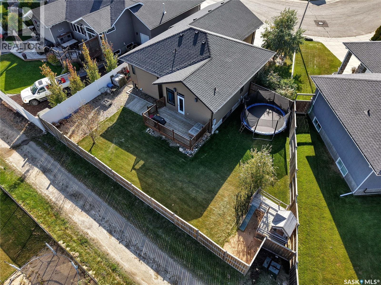 424 Lyle Crescent, Warman, Saskatchewan  S0K 4S1 - Photo 32 - SK019482