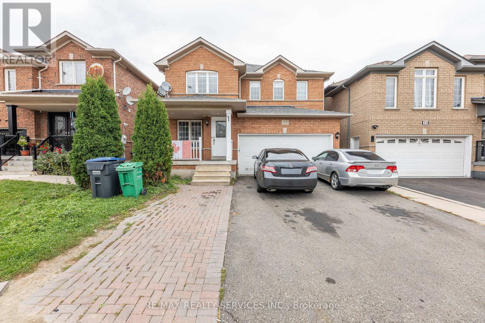 23 FOUR SEASONS CIRCLE, Brampton, Ontario
