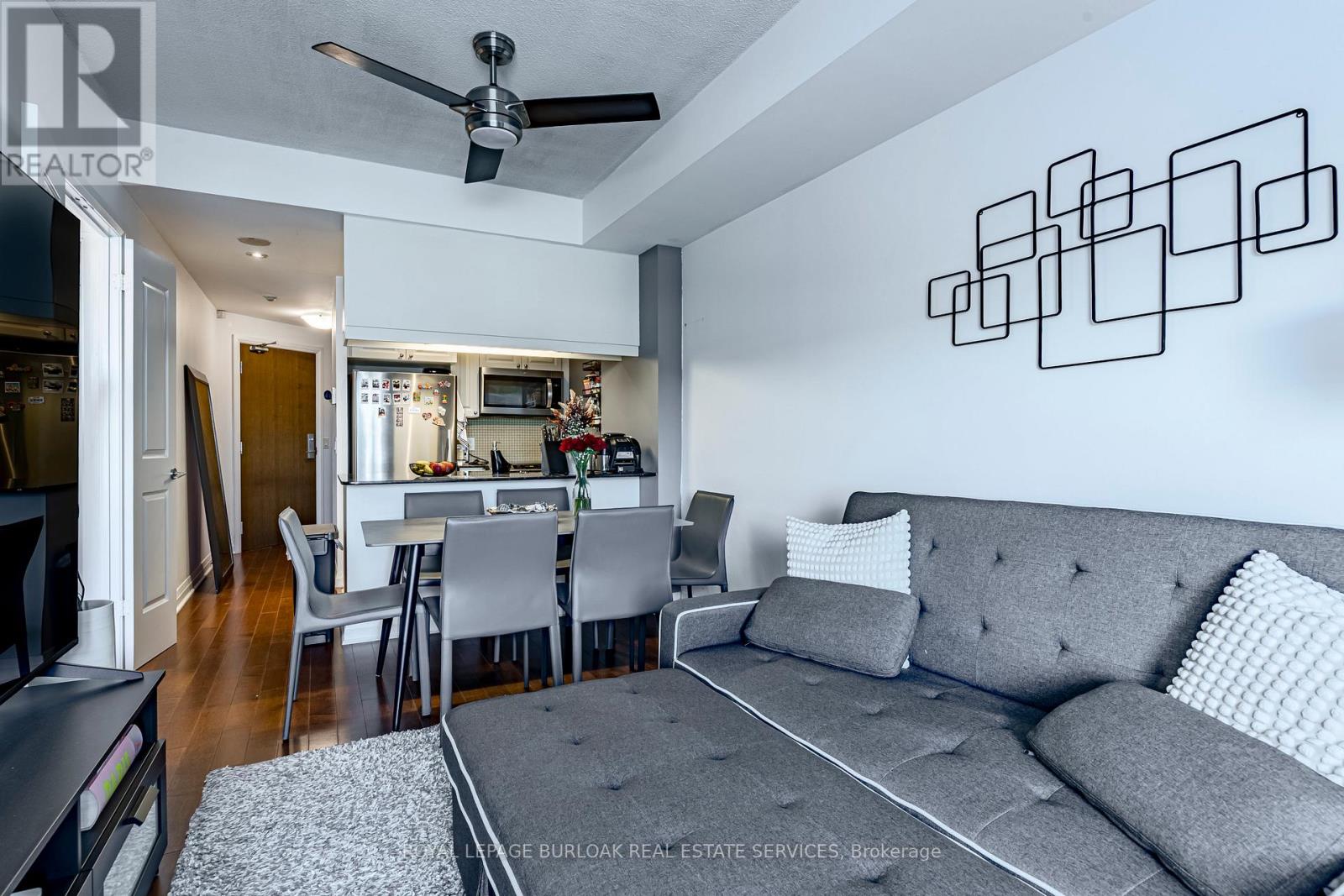 502 - 1055 Southdown Road, Mississauga, Ontario  L5J 0A3 - Photo 6 - W12453112