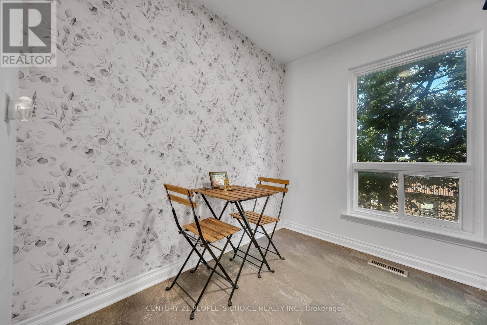 51 Mcmullen Crescent, Brampton, Ontario  L6S 3M2 - Photo 23 - W12453120