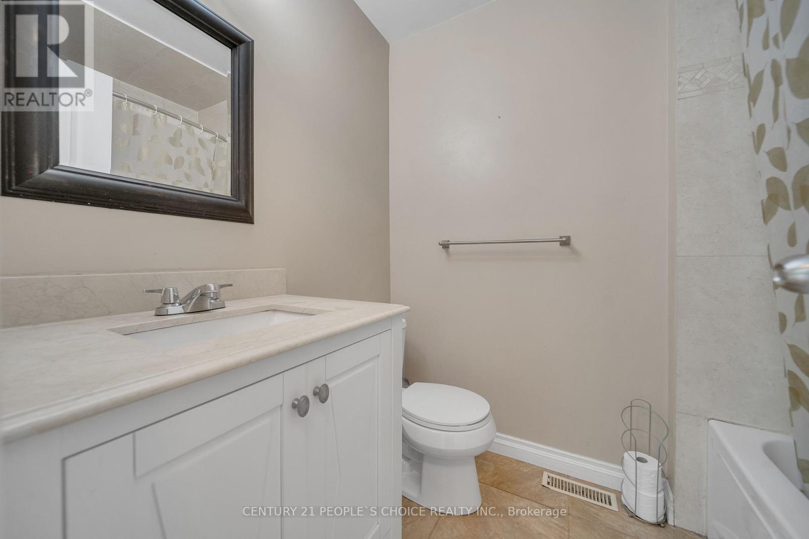 51 Mcmullen Crescent, Brampton, Ontario  L6S 3M2 - Photo 35 - W12453120