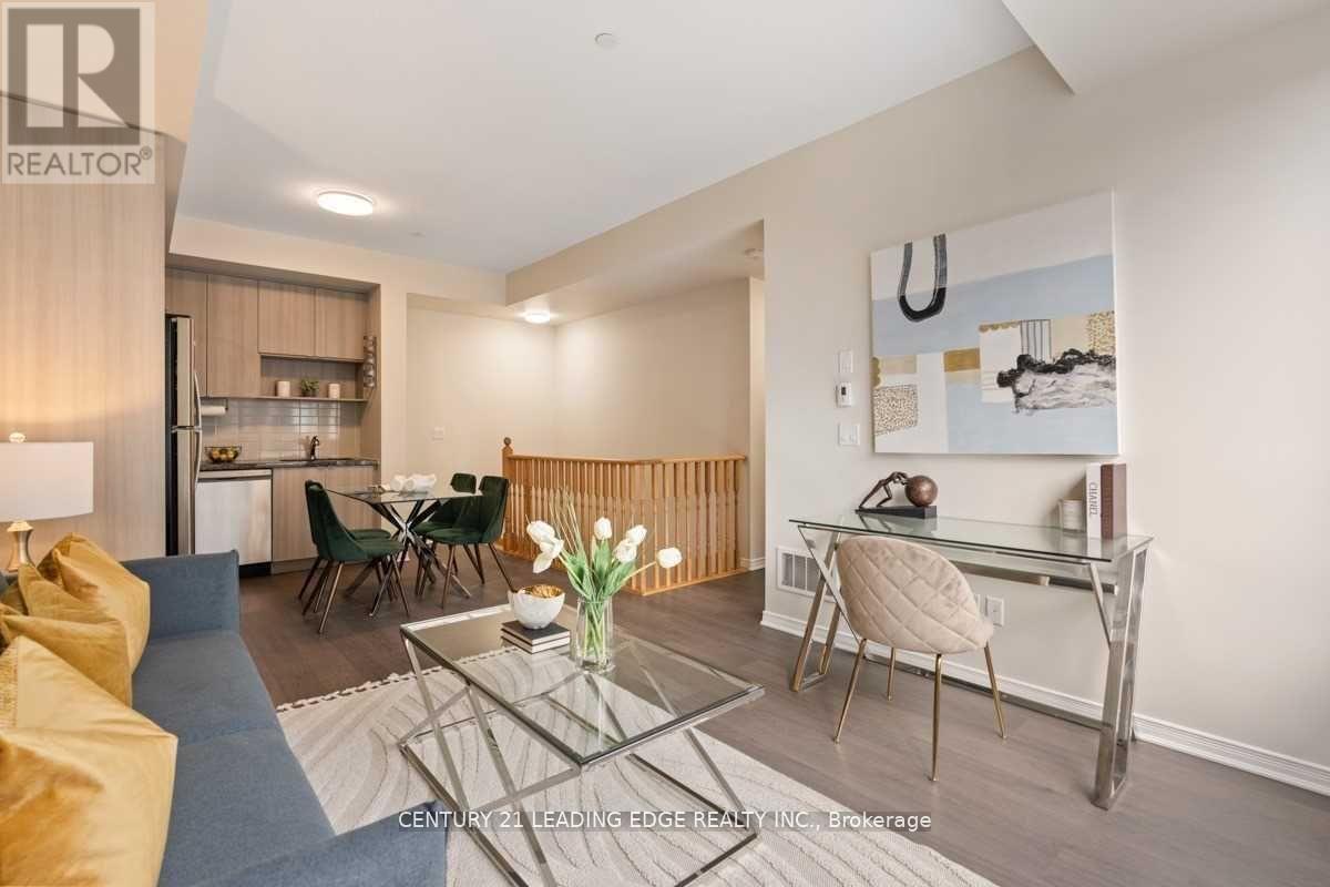 309 - 1110 Briar Hill Avenue E, Toronto, Ontario  M6B 1M7 - Photo 7 - W12453121