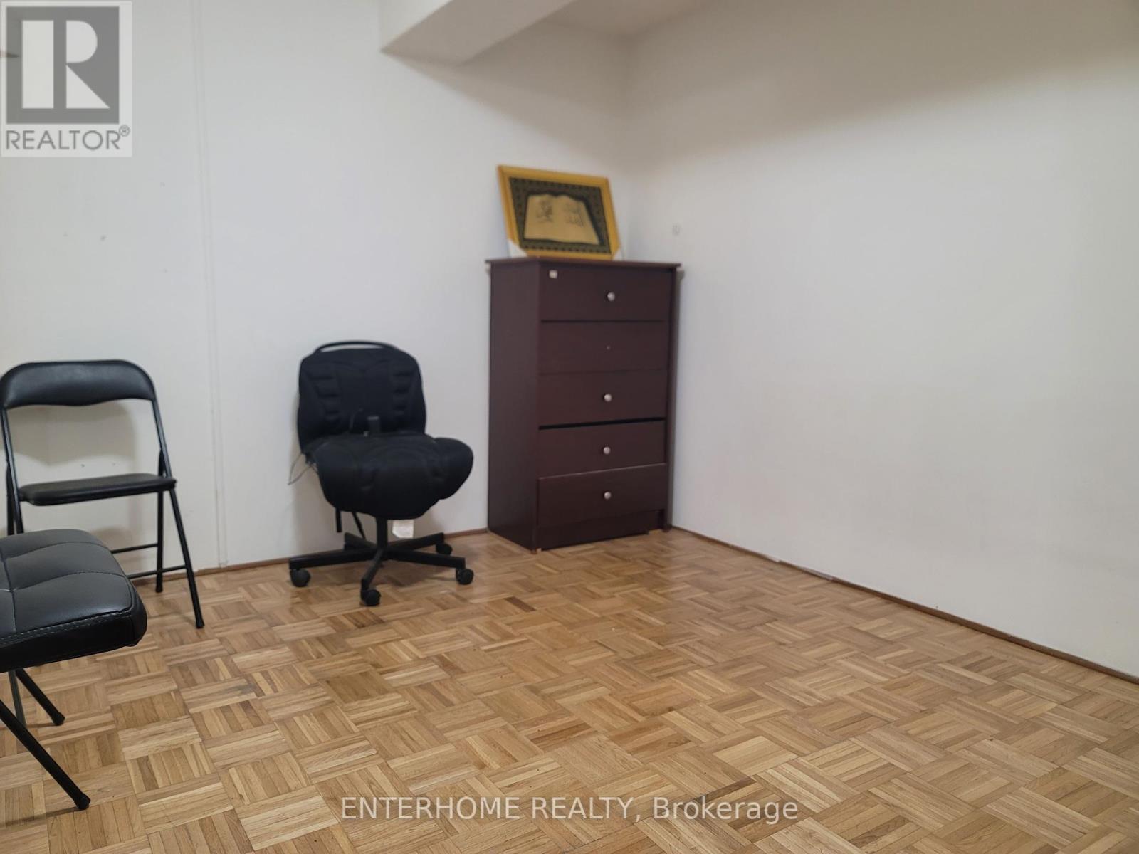 4 - 1180 Mississauga Valley Boulevard W, Mississauga, Ontario  L5A 3M9 - Photo 13 - W12422760