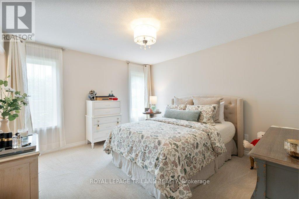 401 Beamish Street, Central Elgin, Ontario  N5L 0A7 - Photo 12 - X12453151