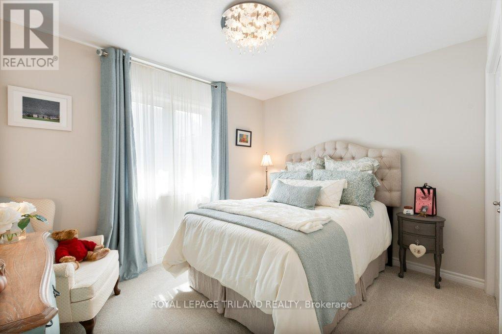 401 Beamish Street, Central Elgin, Ontario  N5L 0A7 - Photo 15 - X12453151