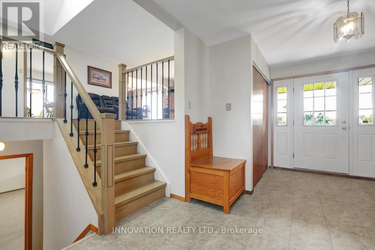 1565 Lindsay Road, North Grenville, Ontario  K0G 1S0 - Photo 4 - X12453161