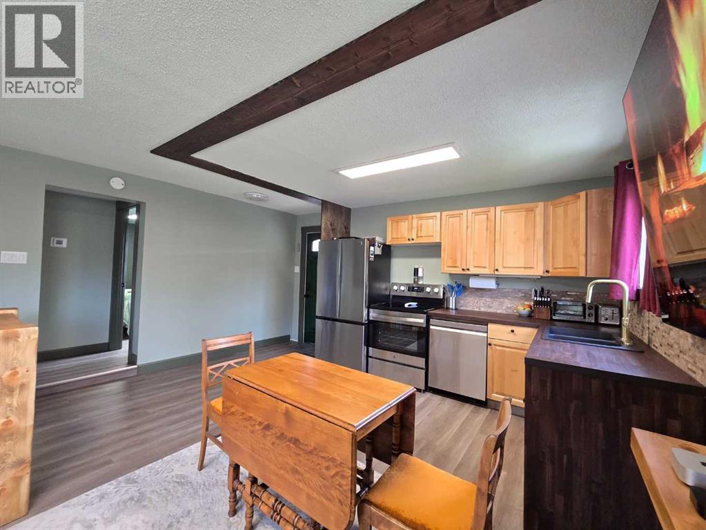 2702 27 Avenue, Bellevue, Alberta  T0K 0C0 - Photo 4 - A2263302