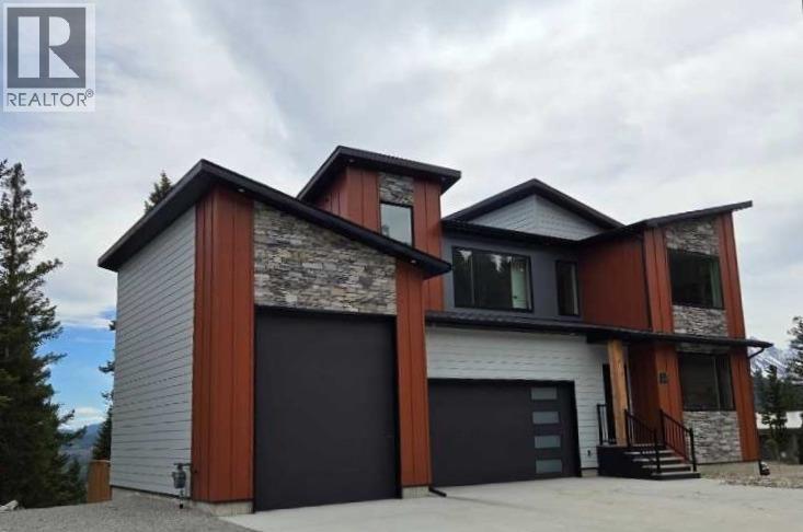 Property at 39 Kananaskis Way image 2