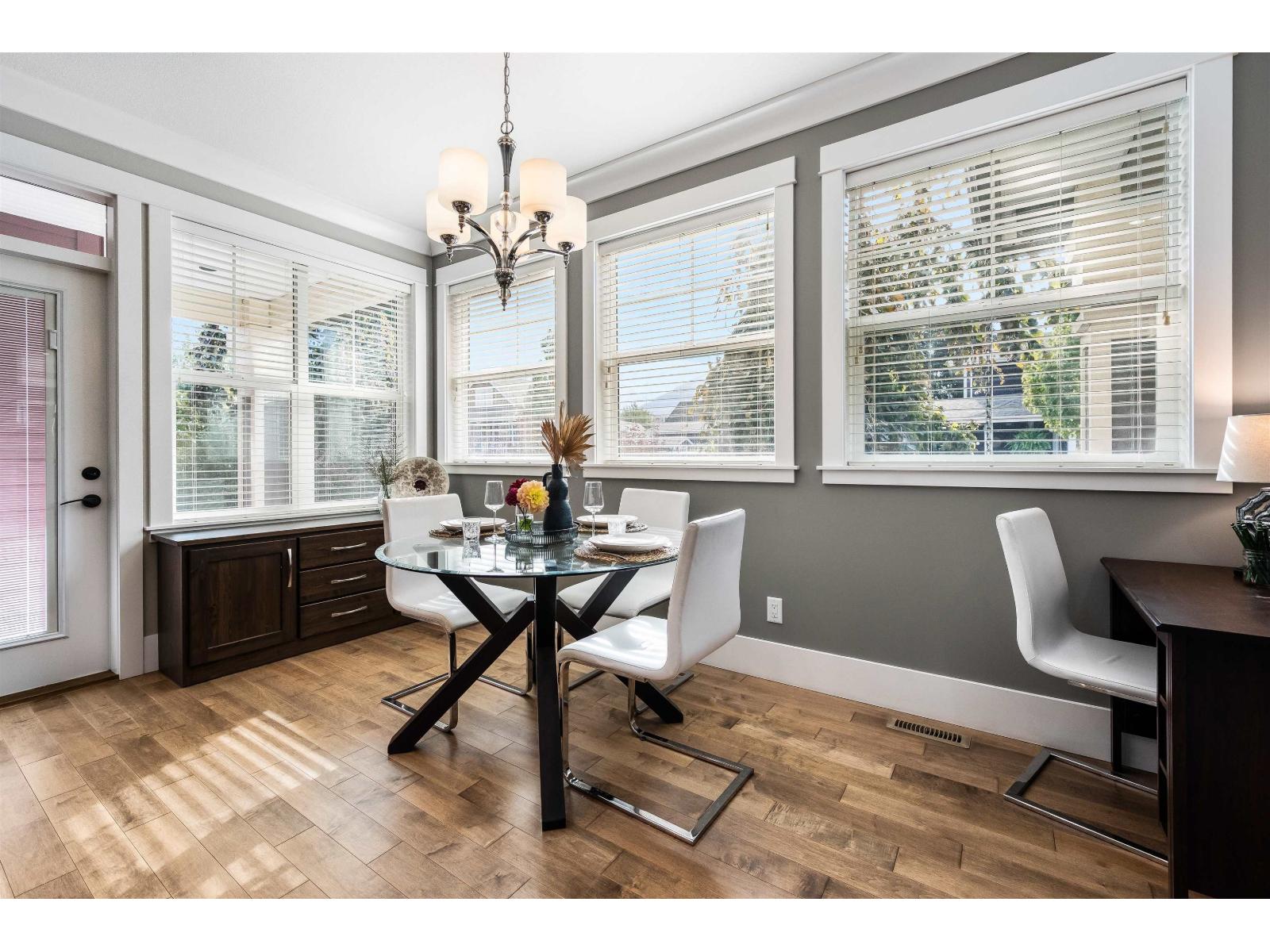 Property at 2 45202 NICOMEN CRESCENT image 4