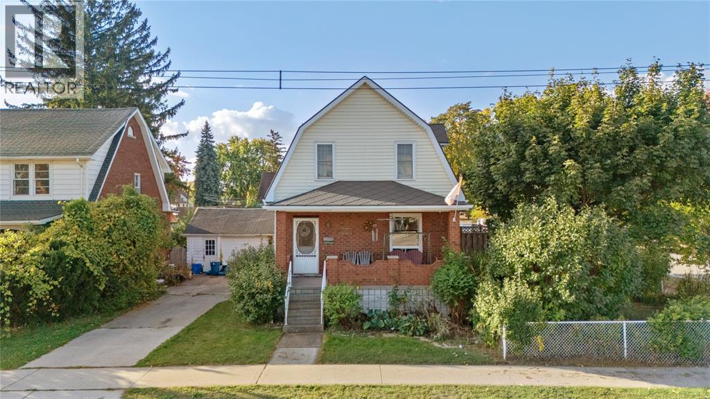 399 TALFOURD STREET, Sarnia, Ontario