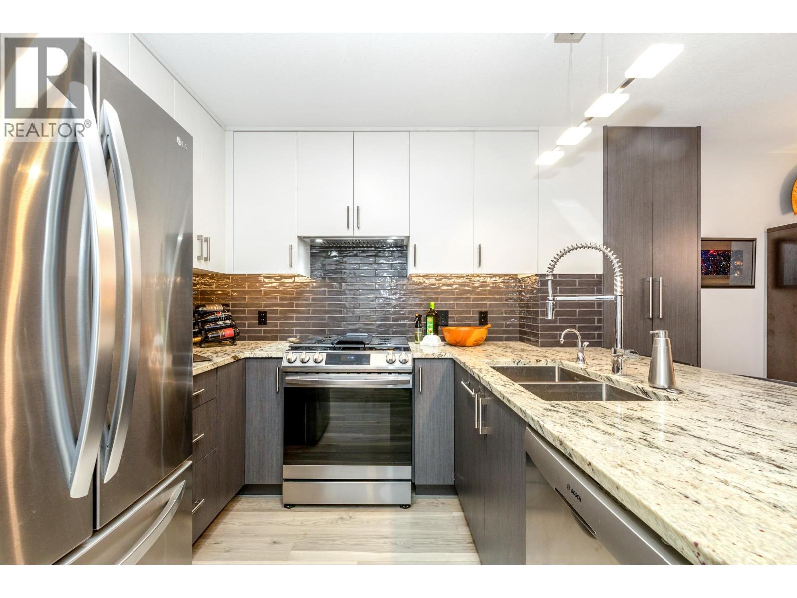 109 400 Klahanie Drive, Port Moody, British Columbia  V3H 5K9 - Photo 10 - R3045713