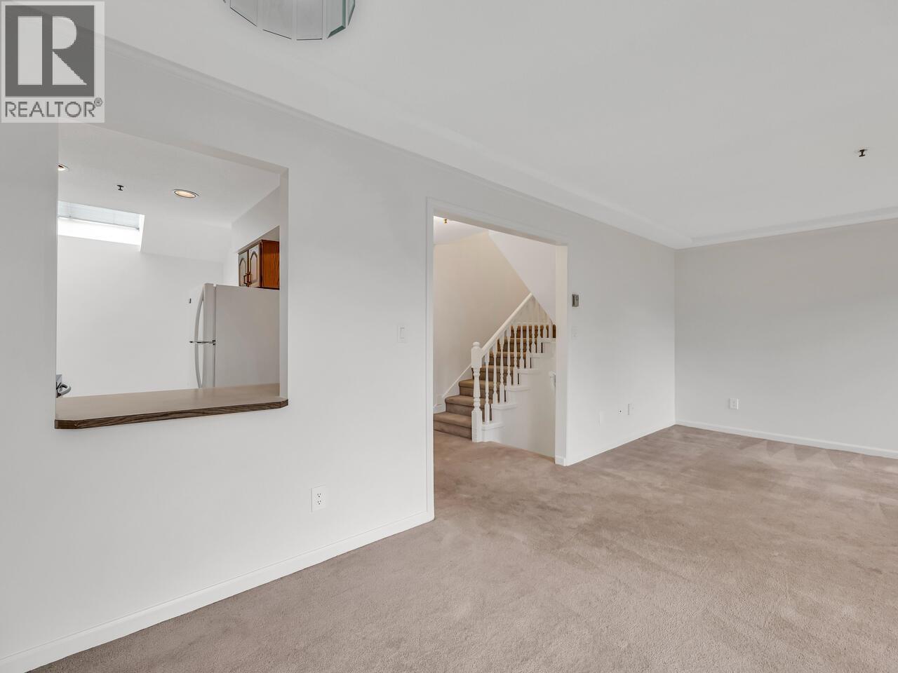 6 7150 Barnet Road, Burnaby, British Columbia  V5A 4S7 - Photo 10 - R3055142