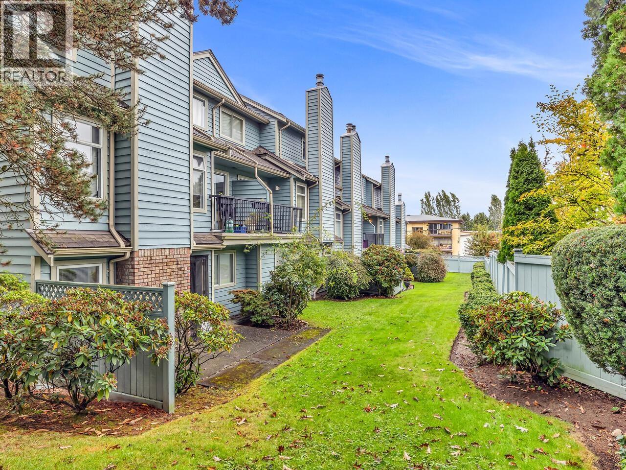 6 7150 Barnet Road, Burnaby, British Columbia  V5A 4S7 - Photo 3 - R3055142