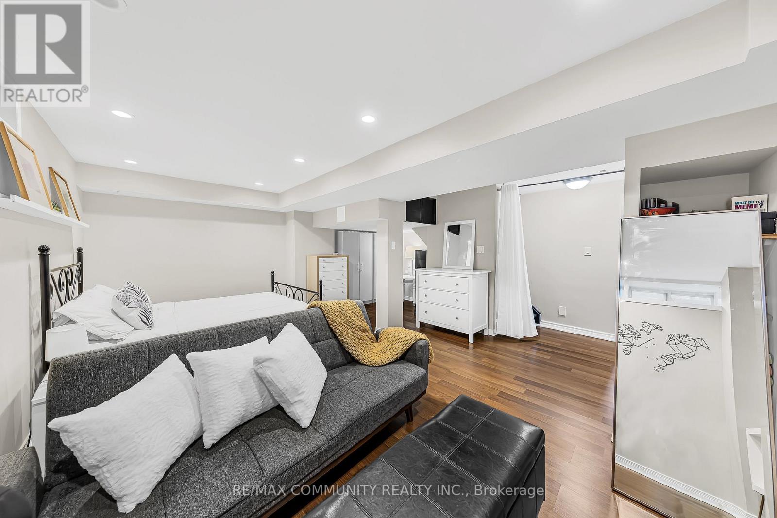 1 Playfair Road, Whitby, Ontario  L1N 9S8 - Photo 24 - E12453167