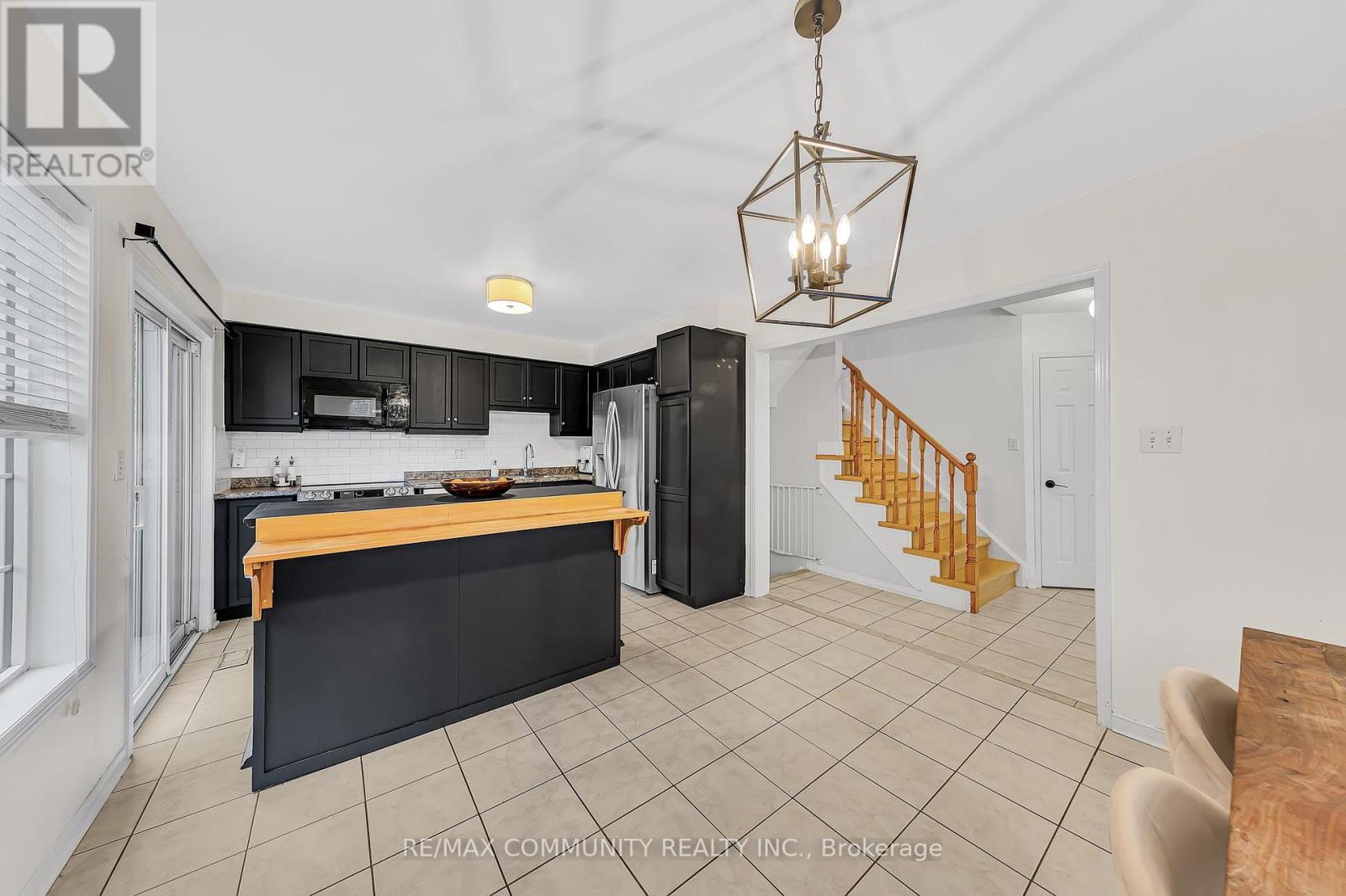 1 Playfair Road, Whitby, Ontario  L1N 9S8 - Photo 35 - E12453167