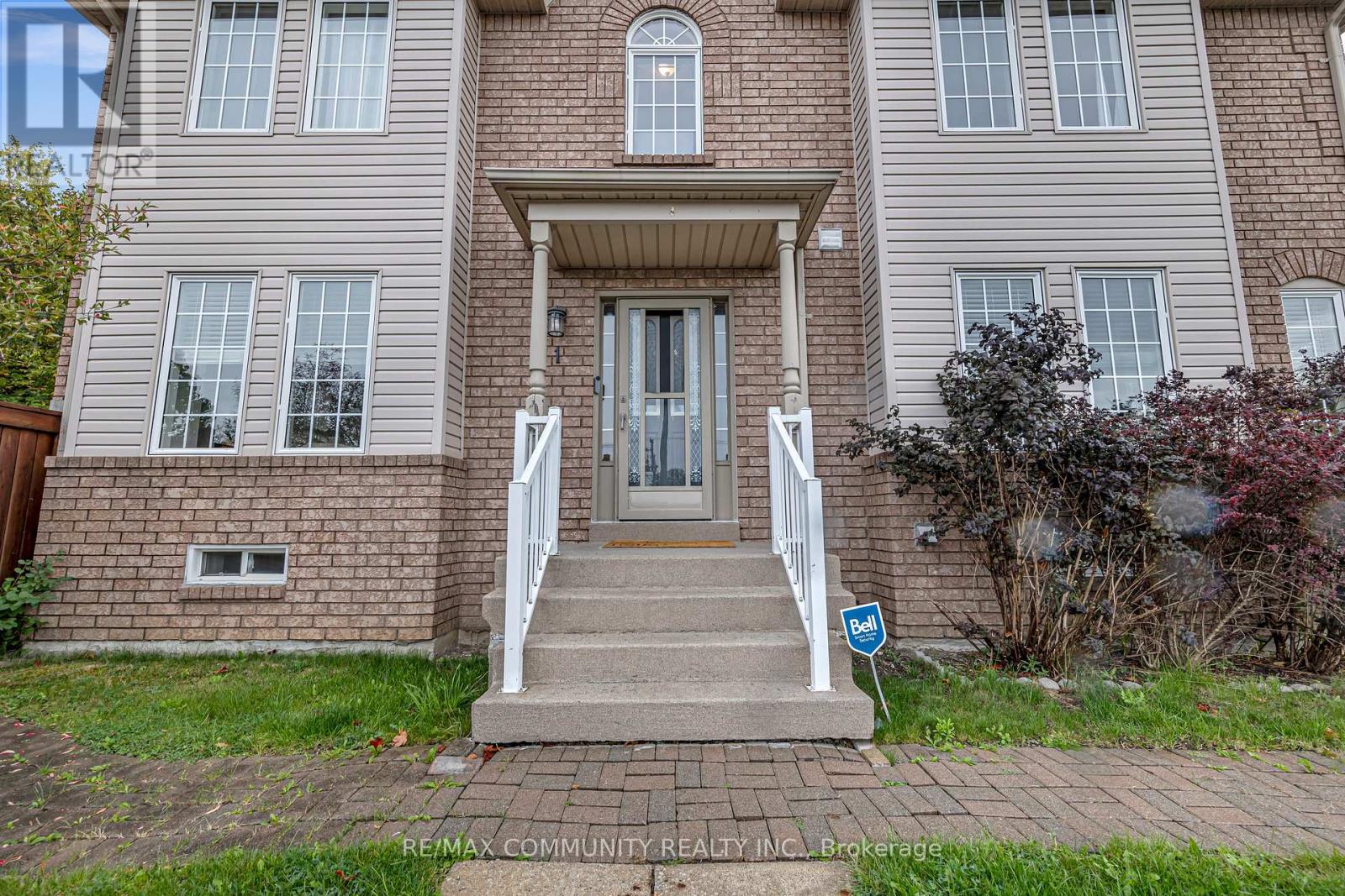 1 Playfair Road, Whitby, Ontario  L1N 9S8 - Photo 7 - E12453167
