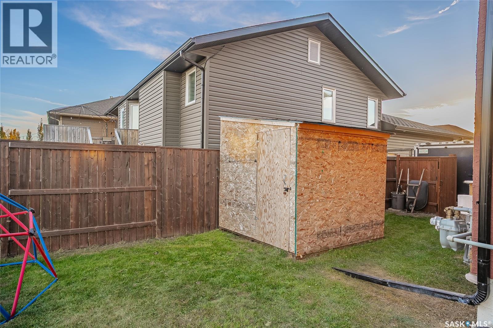 119 Kinsmen Crescent, Martensville, Saskatchewan  S0K 0A2 - Photo 42 - SK020440