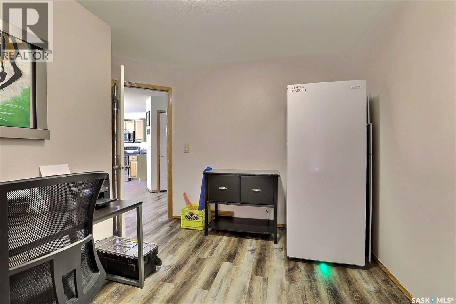 1234 Dover Avenue, Regina, Saskatchewan  S4R 0L4 - Photo 13 - SK020434