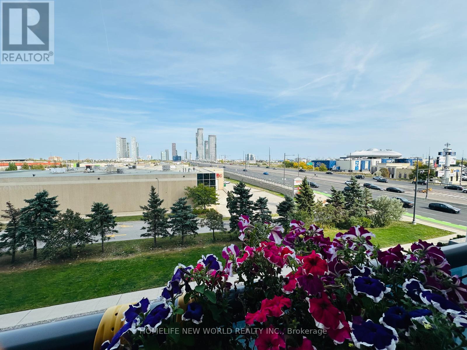 312 - 3600 Highway 7 Road, Vaughan, Ontario  L4L 4G7 - Photo 13 - N12453146