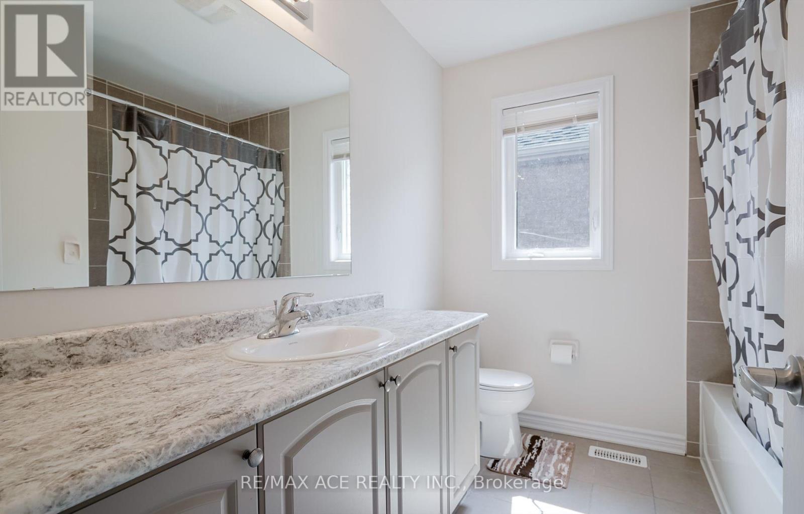 18 Jardine Street, Brock, Ontario  L0K 1A0 - Photo 14 - N12453162