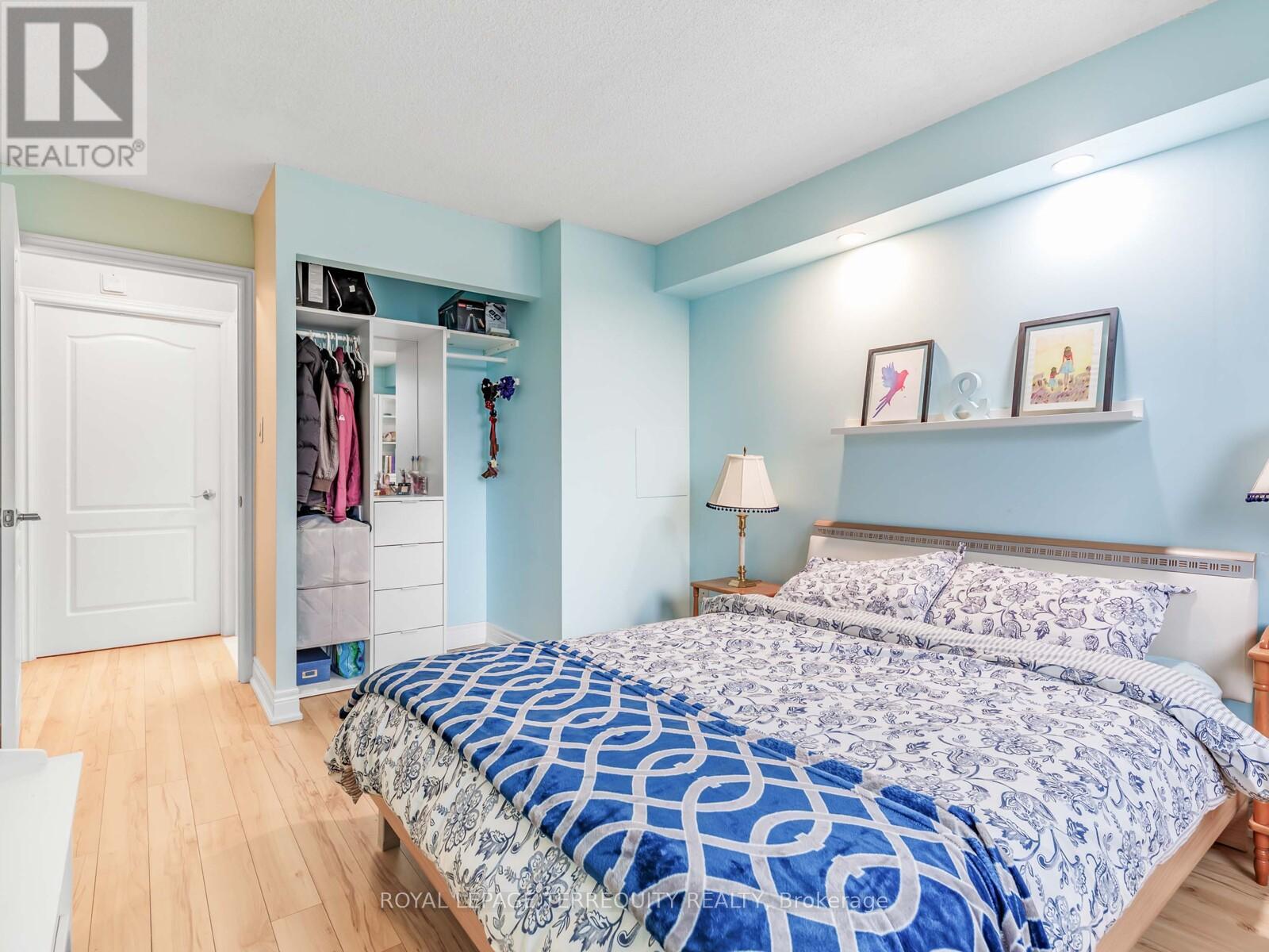 203 - 326 Major Mackenzie Drive E, Richmond Hill, Ontario  L4C 8T4 - Photo 11 - N12453177