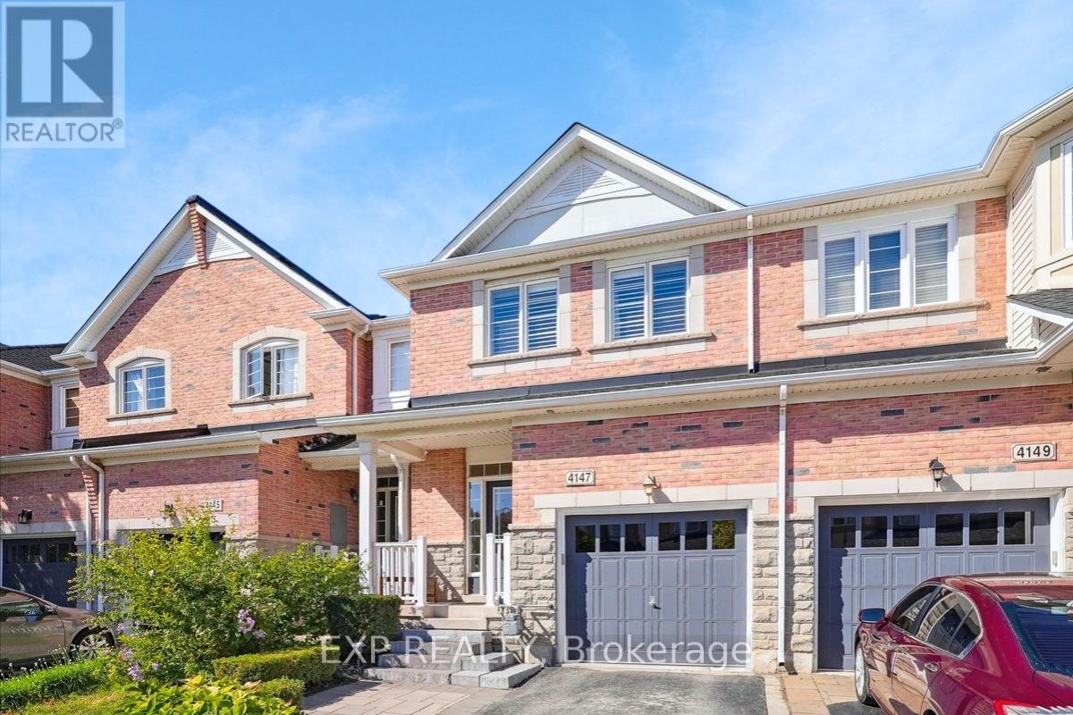 4147 Prentice Common, Burlington, Ontario  L7M 0B5 - Photo 2 - W12453175