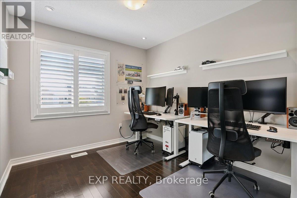 4147 Prentice Common, Burlington, Ontario  L7M 0B5 - Photo 24 - W12453175
