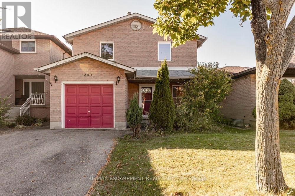 300 CRERAR DRIVE, Hamilton, Ontario