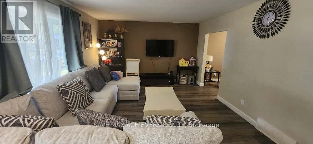 95 Amy Crescent, London East, Ontario  N5Y 4A5 - Photo 8 - X12453176