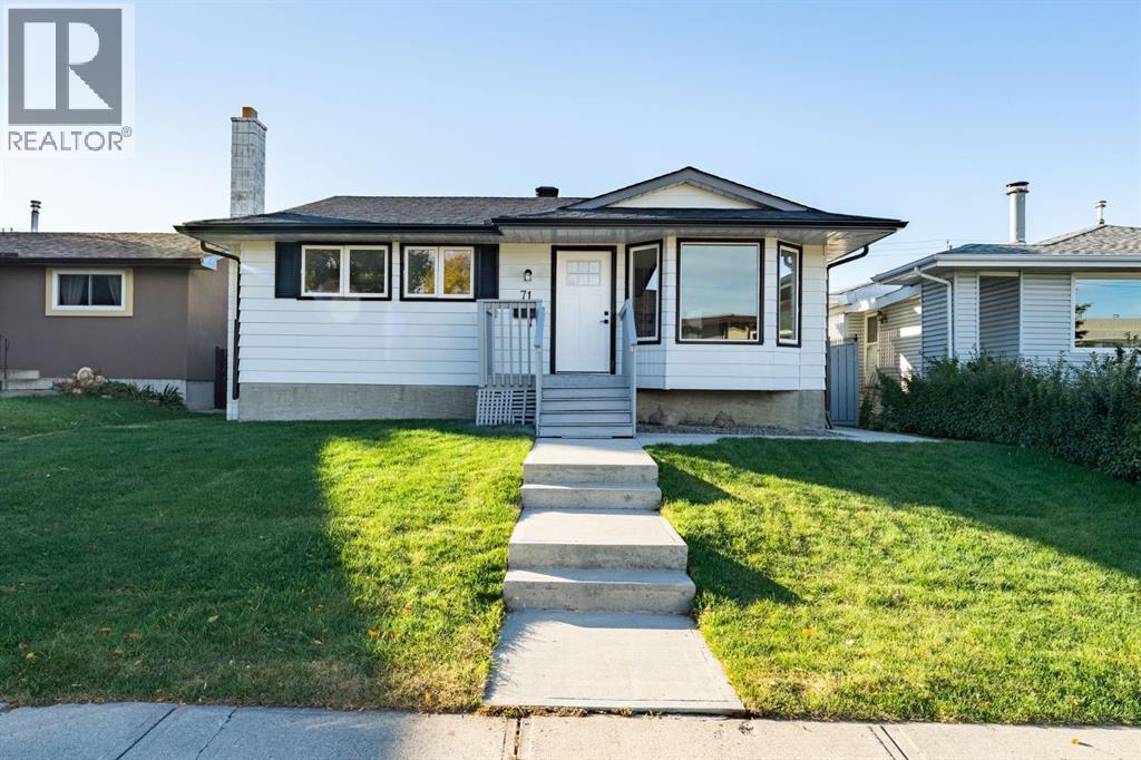 71 Maranda Close Ne, Calgary, Alberta  T2A 3E7 - Photo 1 - A2263050