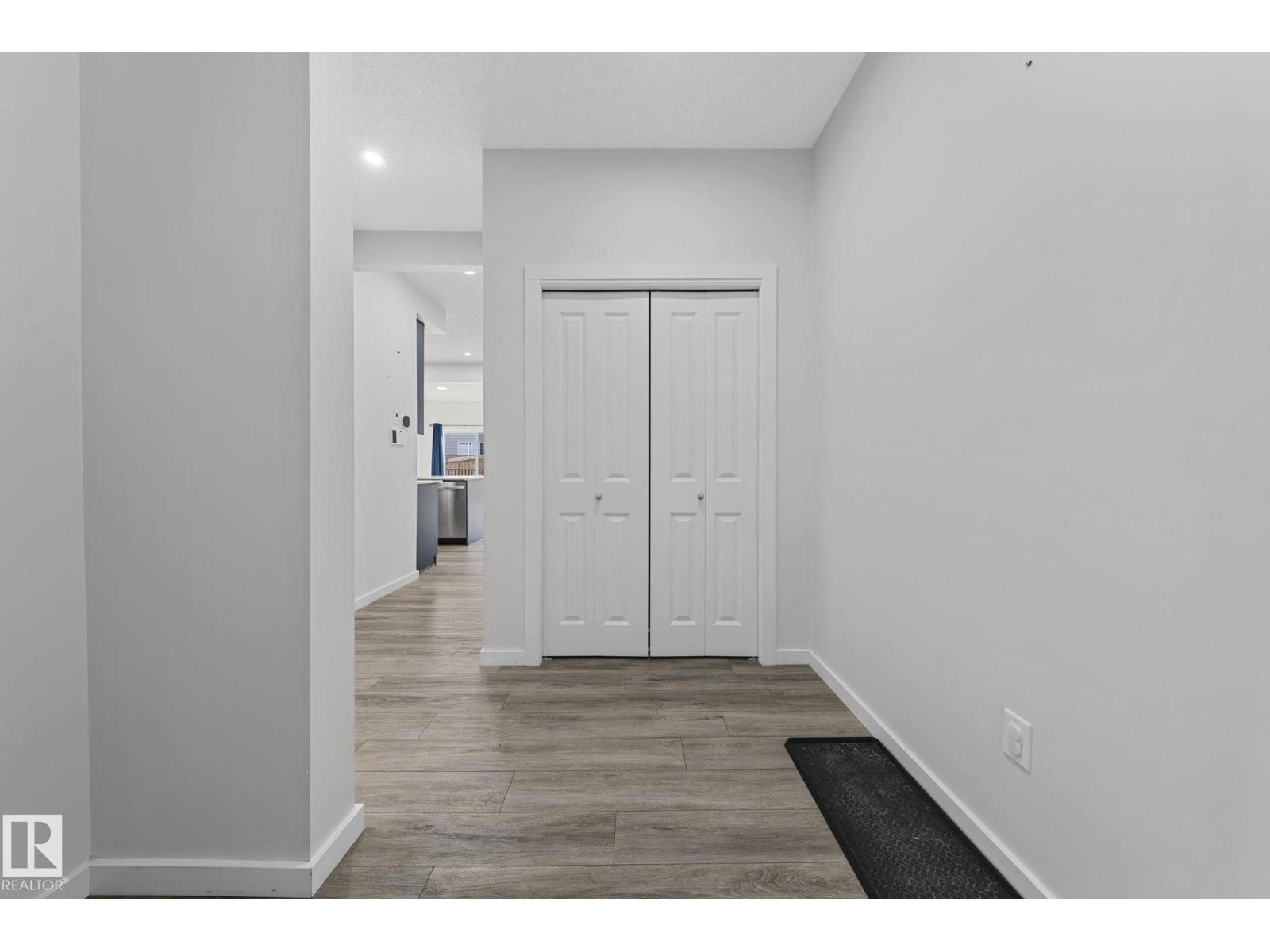 1813 Collip View Vw Sw, Edmonton, Alberta  T6W 5C7 - Photo 5 - E4461398