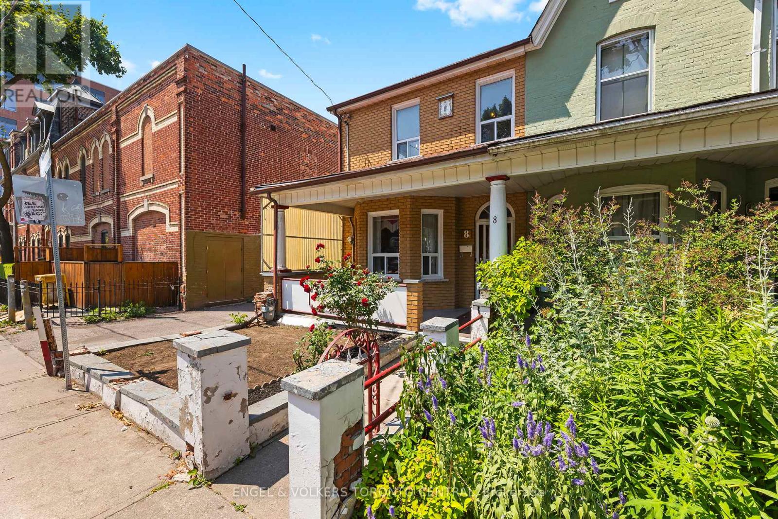8 BROOKFIELD STREET, Toronto, Ontario