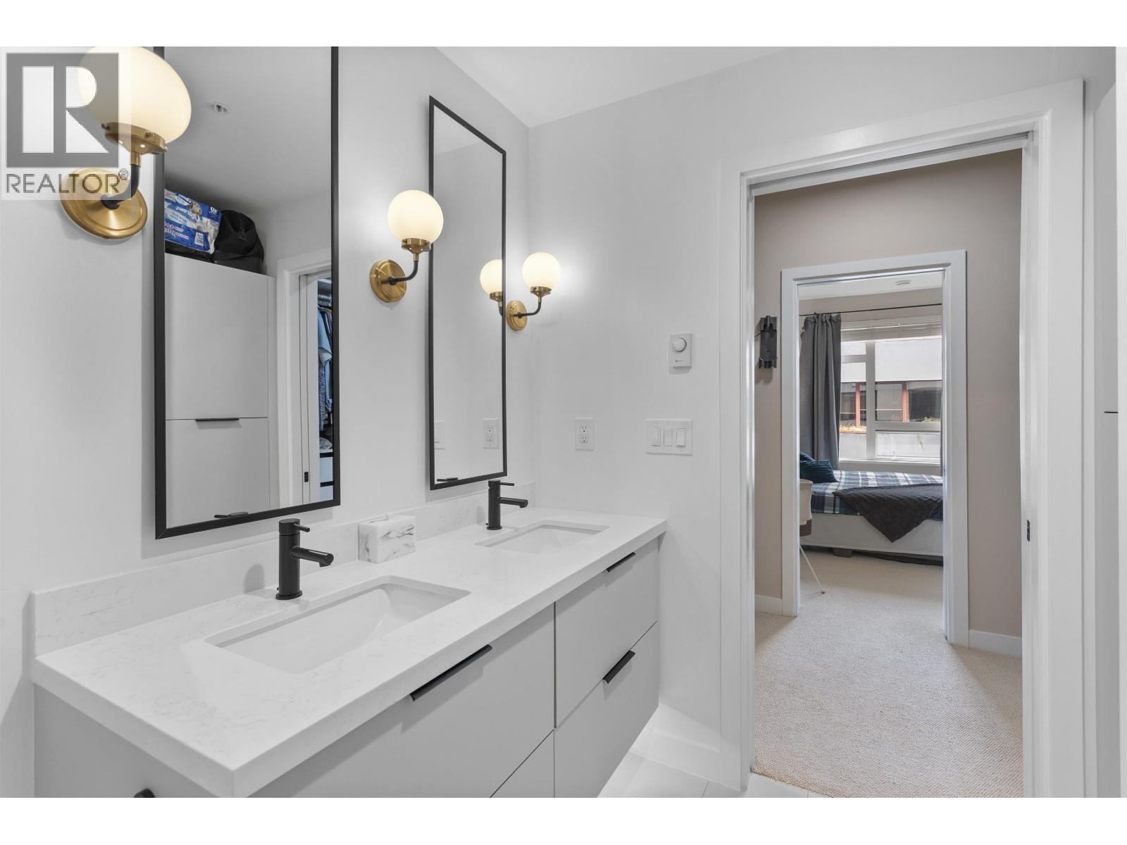 301 3018 St George Street, Port Moody, British Columbia  V3H 0L4 - Photo 17 - R3057000