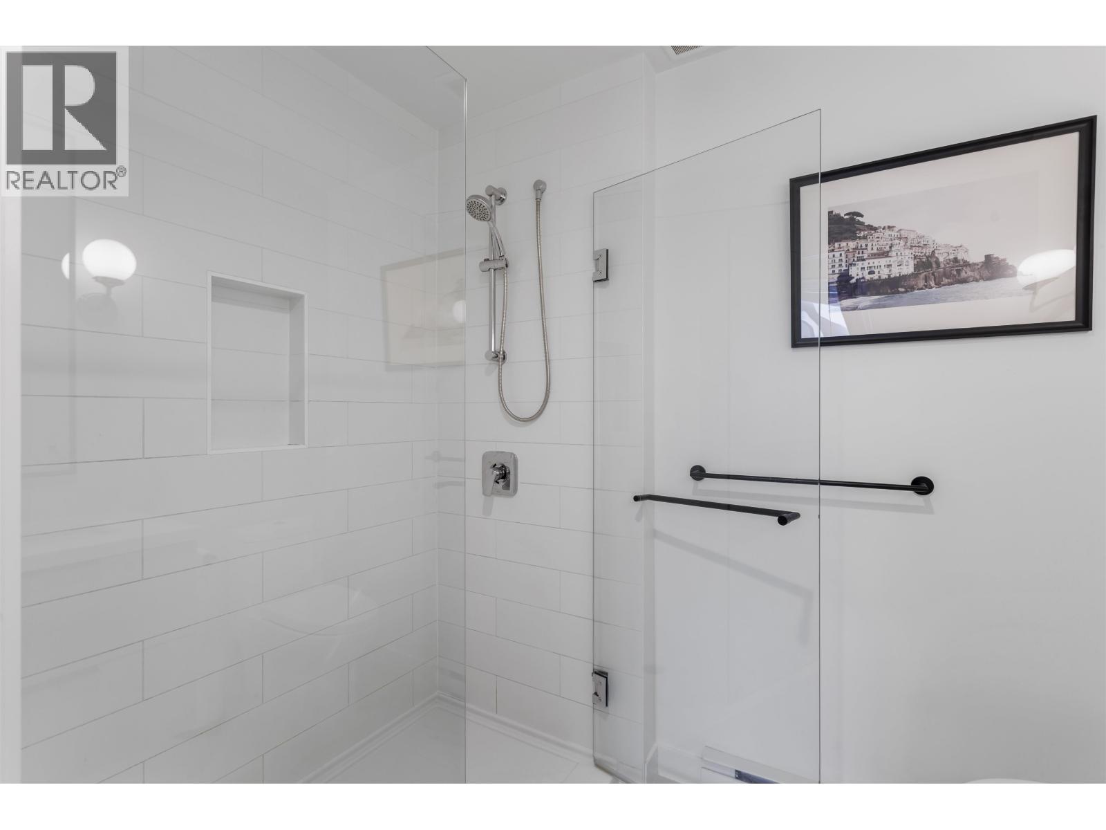 301 3018 St George Street, Port Moody, British Columbia  V3H 0L4 - Photo 19 - R3057000