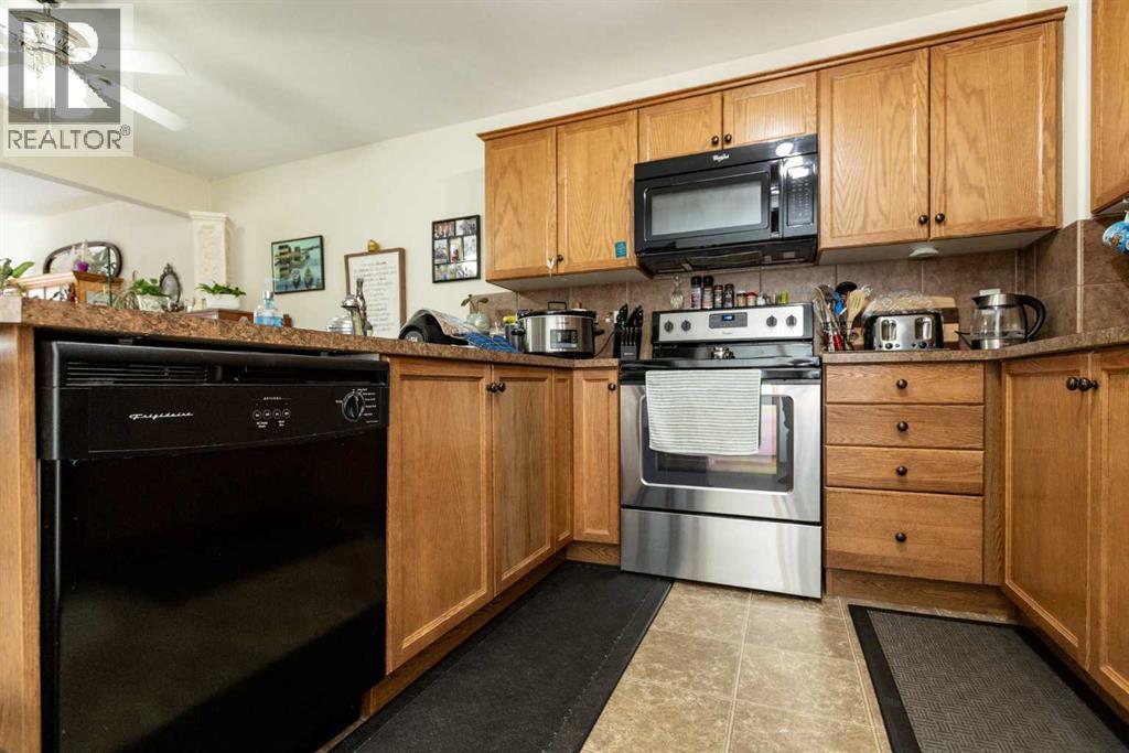 24 Legend Court, Sylvan Lake, Alberta  T4S 0B1 - Photo 8 - A2258388