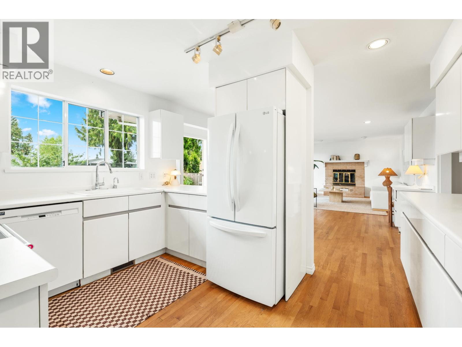2372 Kings Avenue, West Vancouver, British Columbia  V7V 2C4 - Photo 8 - R3056997