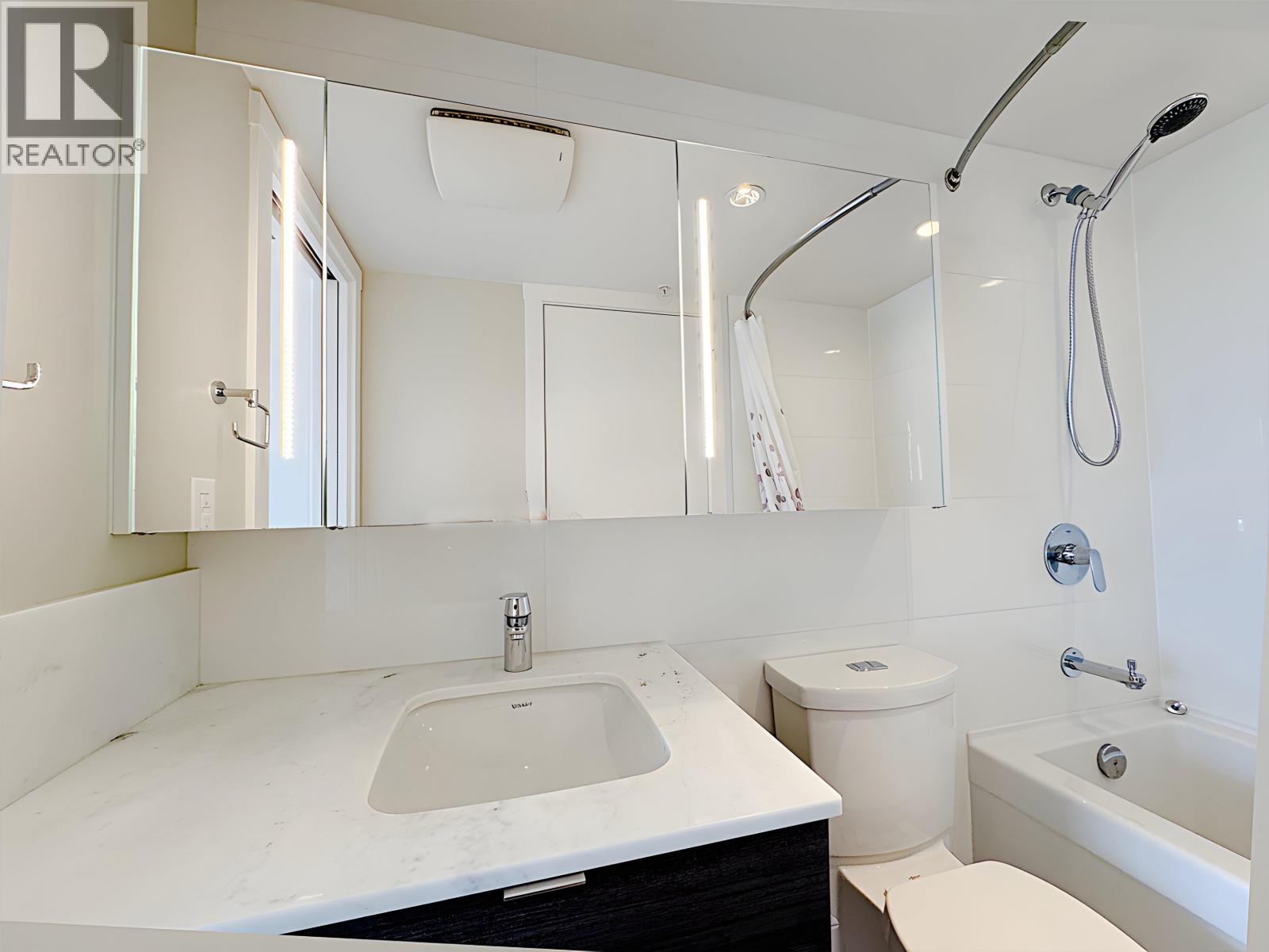 1908 602 Como Lake Avenue, Coquitlam, British Columbia  V3J 0G2 - Photo 11 - R3051057