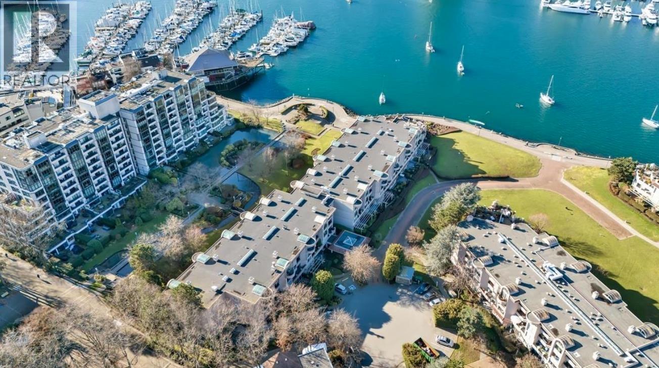 202 525 WHEELHOUSE SQUARE, Vancouver, British Columbia