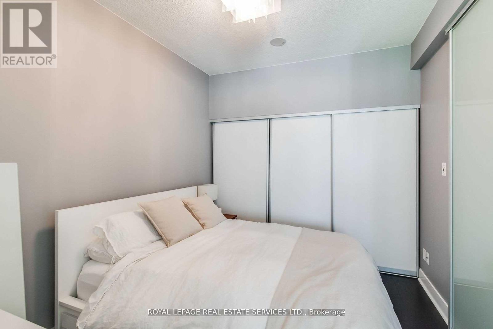 330 - 90 Stadium Road, Toronto, Ontario  M5V 3W5 - Photo 29 - C12453181