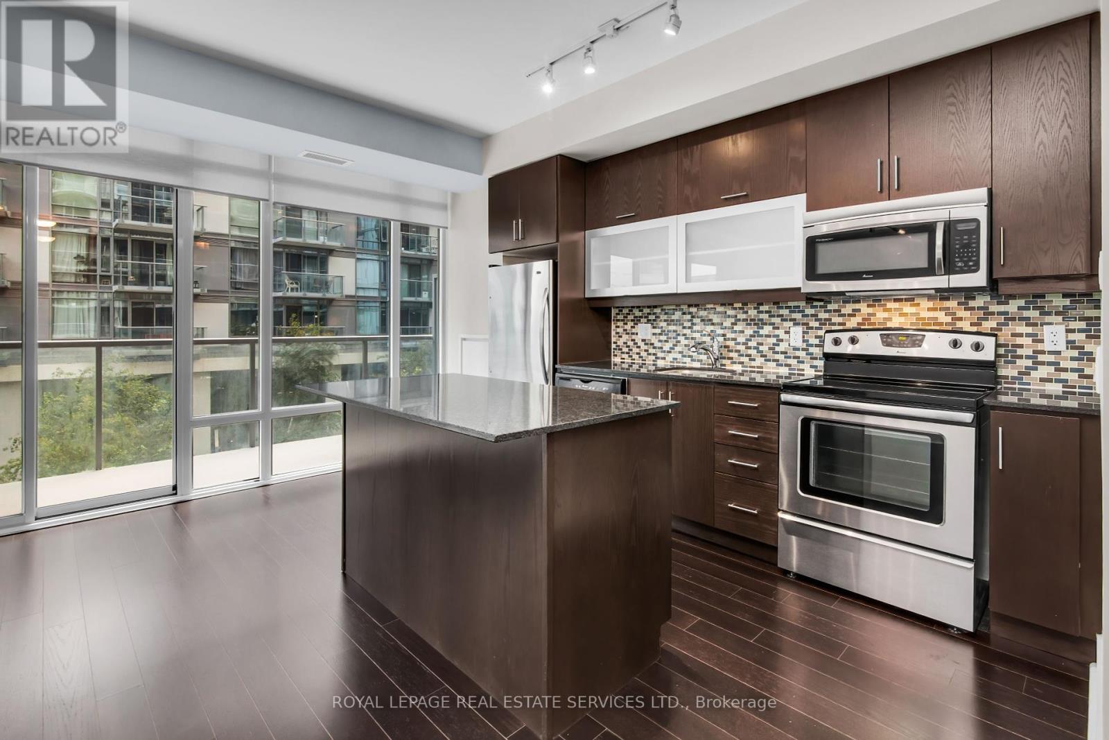 330 - 90 Stadium Road, Toronto, Ontario  M5V 3W5 - Photo 3 - C12453181