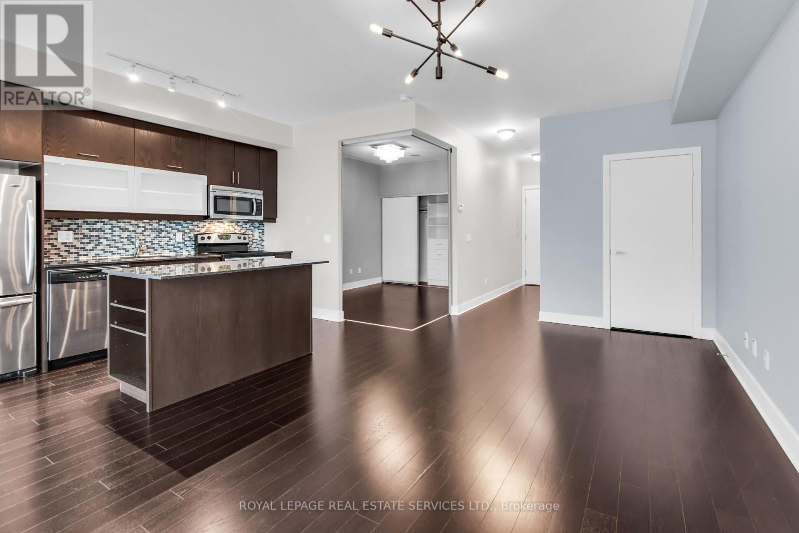 330 - 90 Stadium Road, Toronto, Ontario  M5V 3W5 - Photo 5 - C12453181