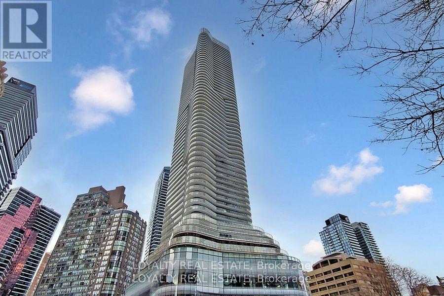 1107 - 11 WELLESLEY STREET W, Toronto, Ontario