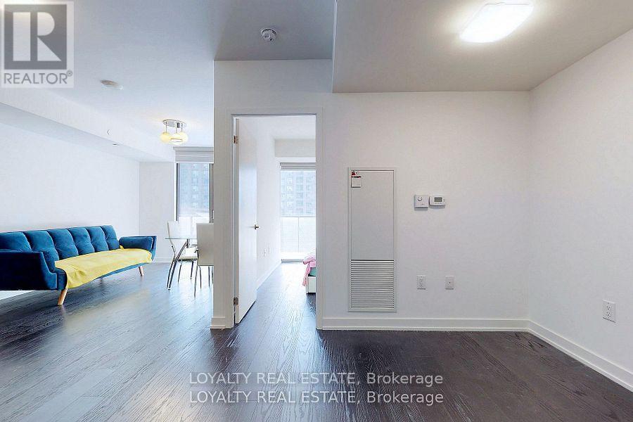 1107 - 11 Wellesley Street W, Toronto, Ontario  M4Y 0G4 - Photo 17 - C12453185