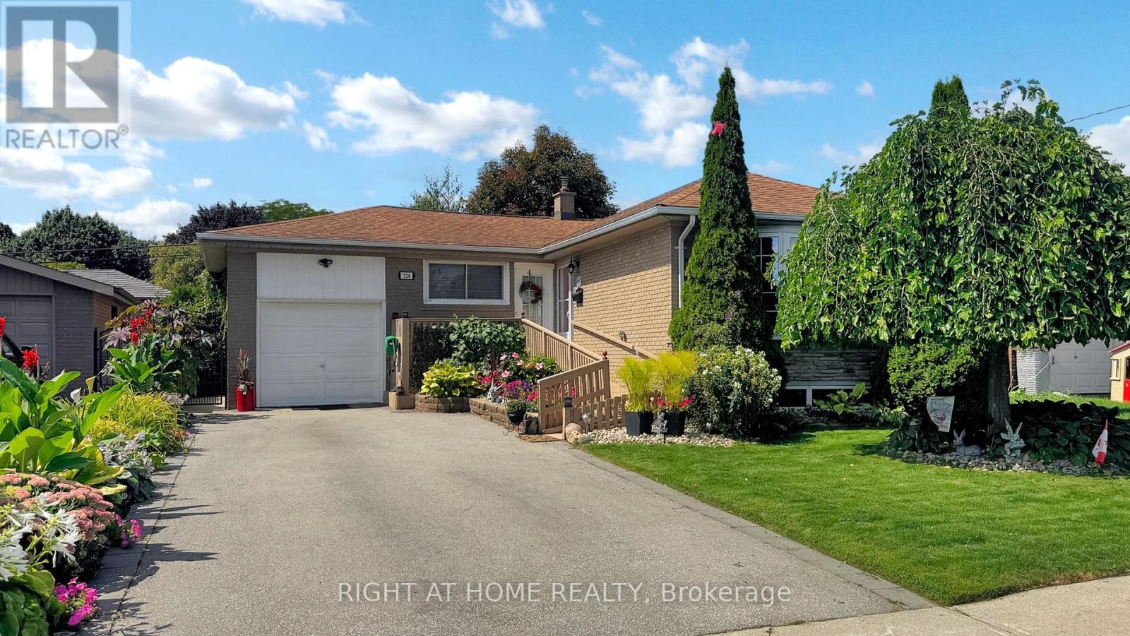 224 Livingston Road, Toronto, Ontario  M1E 1L7 - Photo 2 - E12453193