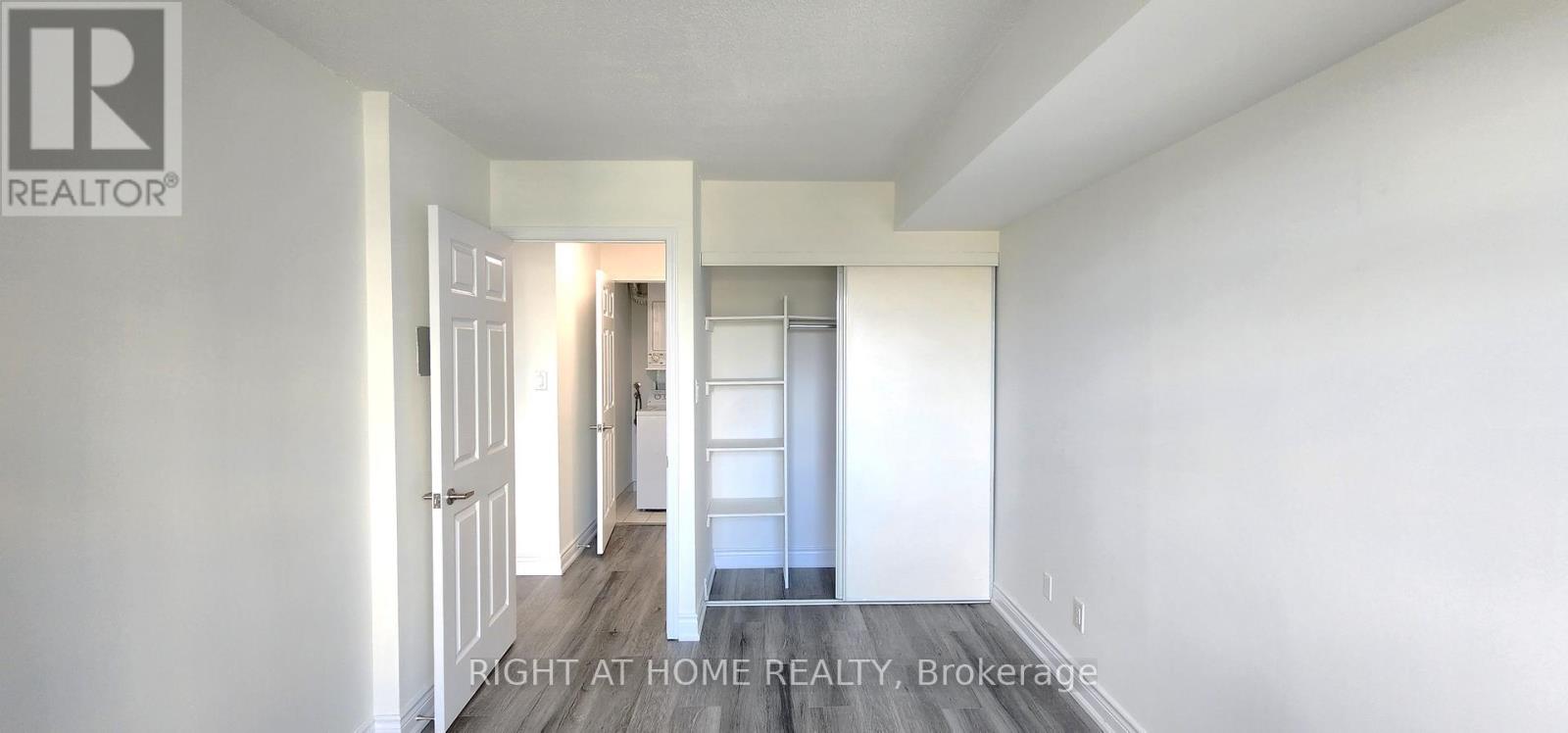 501 - 51 Baffin Court, Richmond Hill, Ontario  L4B 4P6 - Photo 15 - N12350702