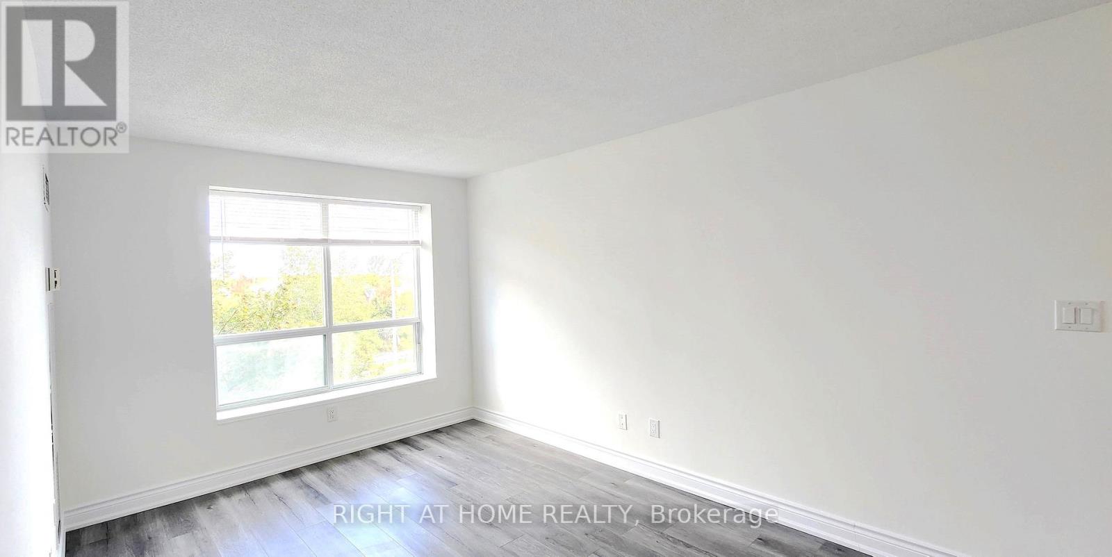 501 - 51 Baffin Court, Richmond Hill, Ontario  L4B 4P6 - Photo 18 - N12350702