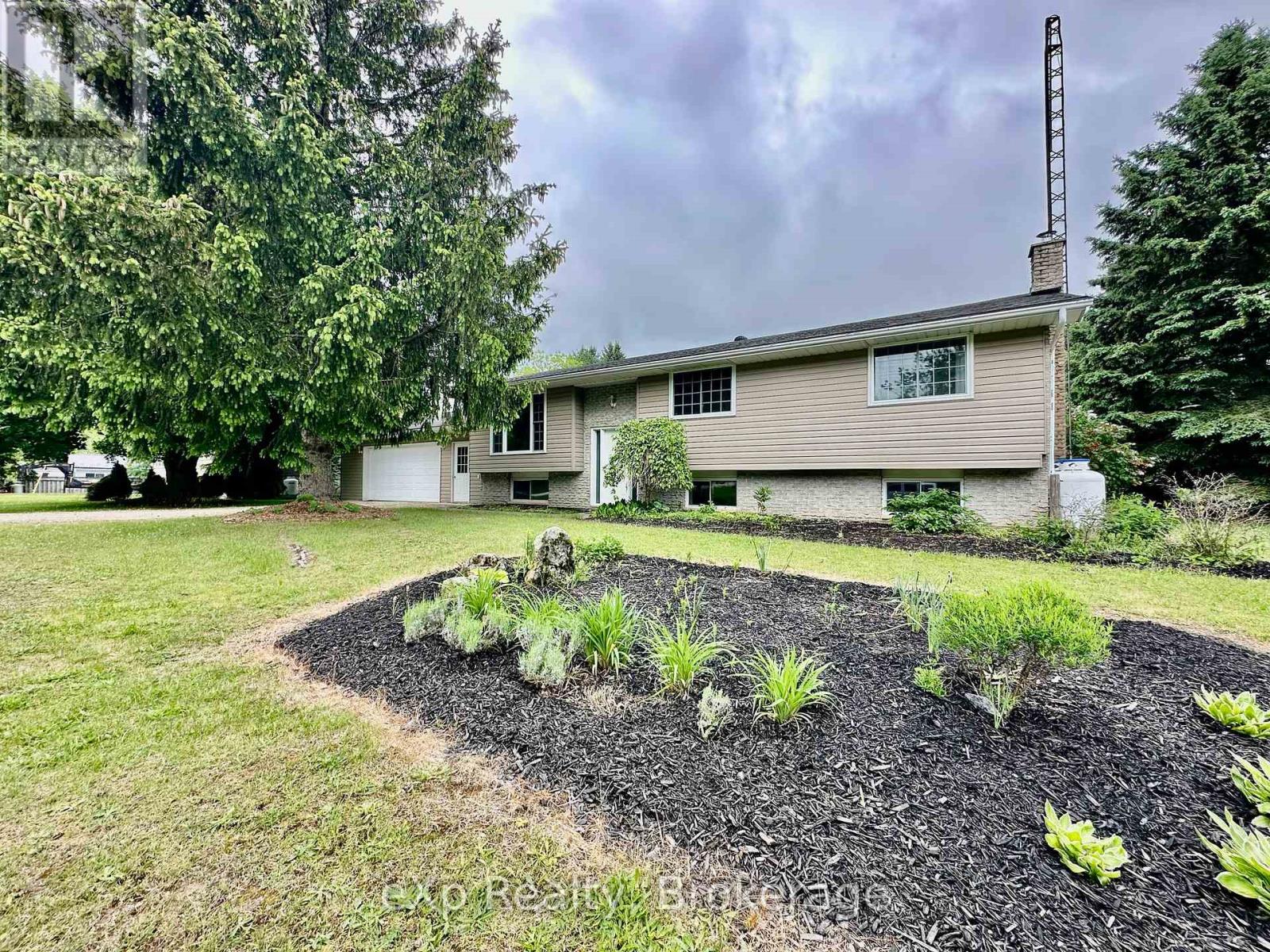 129 Westfall Crescent, West Grey, Ontario  N4N 3B9 - Photo 2 - X12453202