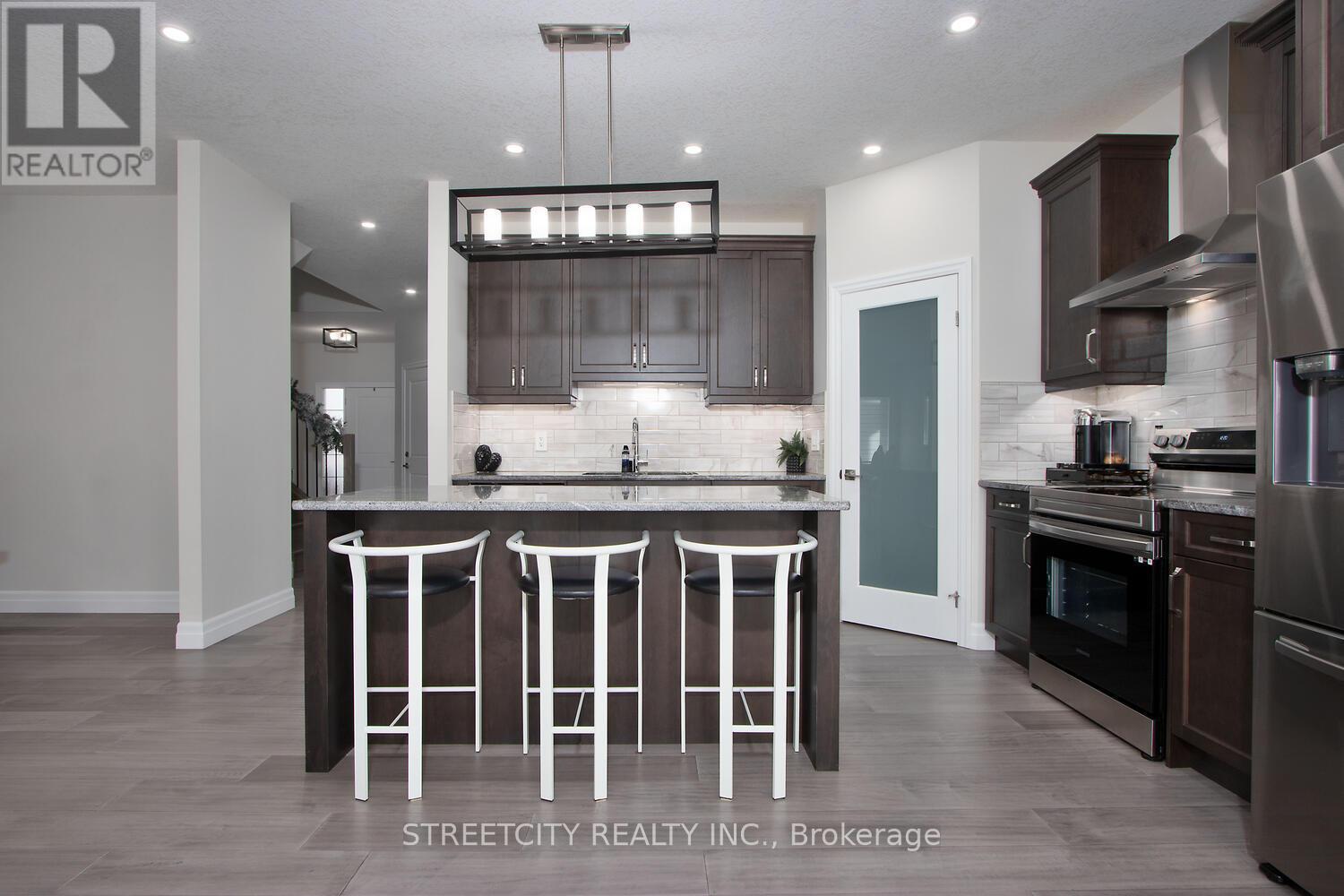 2136 Saddlerock Avenue, London North, Ontario  N6G 3W3 - Photo 14 - X12453217