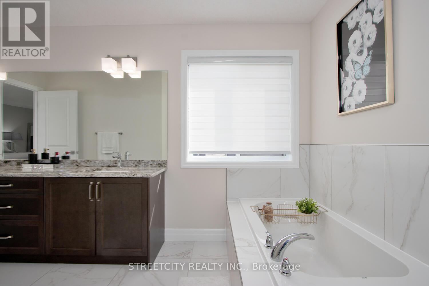 2136 Saddlerock Avenue, London North, Ontario  N6G 3W3 - Photo 27 - X12453217
